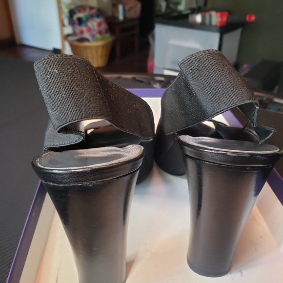 Stuart Weitzman Womens 7.5 Black Elastic "Trans" shoe - Picture 4 of 9